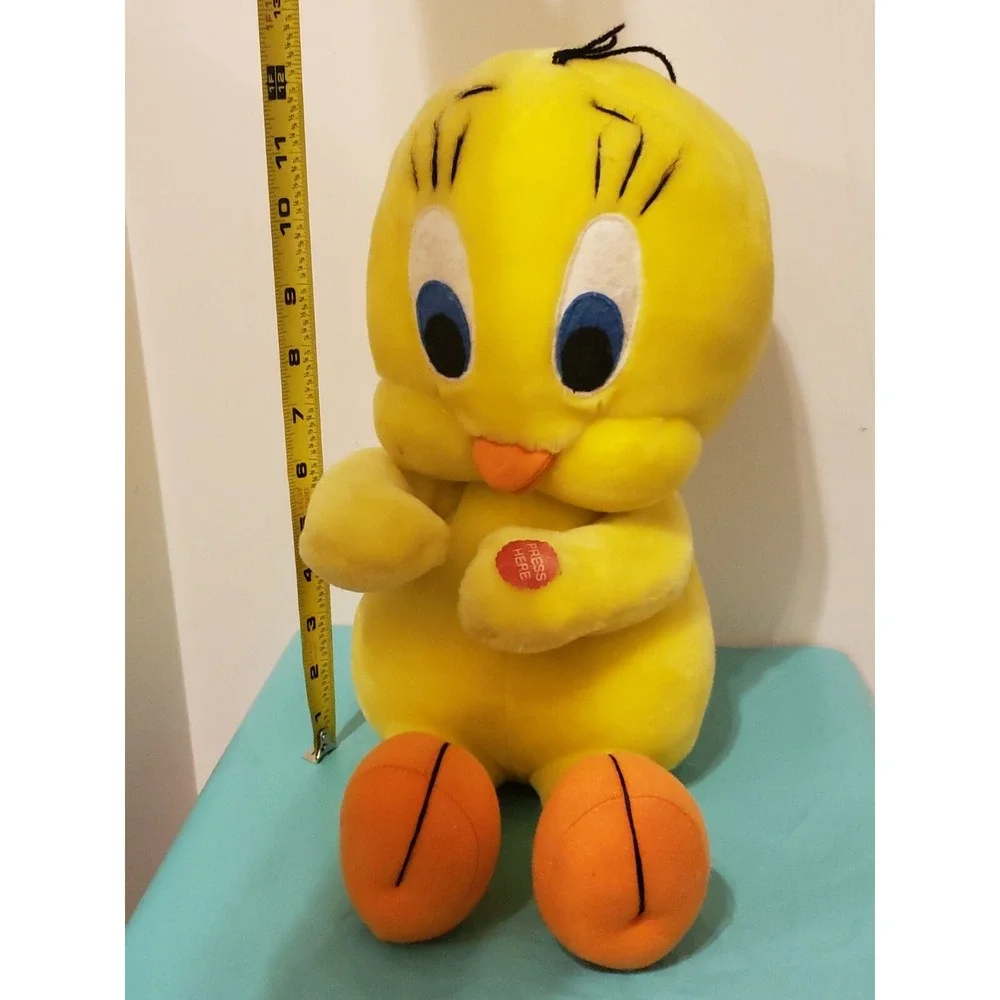 Tweety‎ Bird Electronic Dancing Plush Toy Looney Tunes Sings in Arabic? Vintage